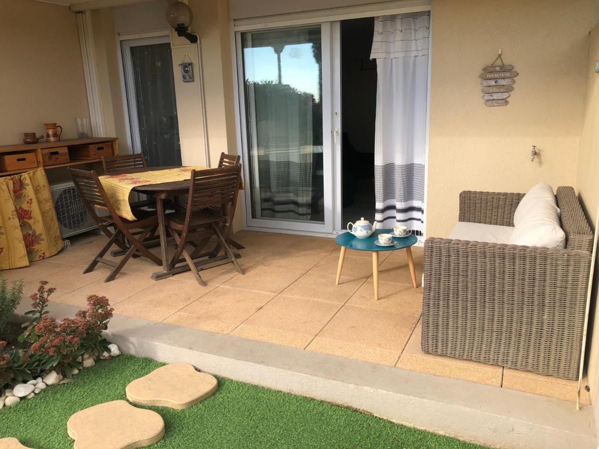 Le Jardin De La Plage - T2 - Terrasse Jardin 30M2 - Piscine - Clim- Wifi -Parking Canet-en-Roussillon Bagian luar foto